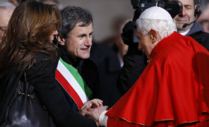 alemanno_ratzinger_296